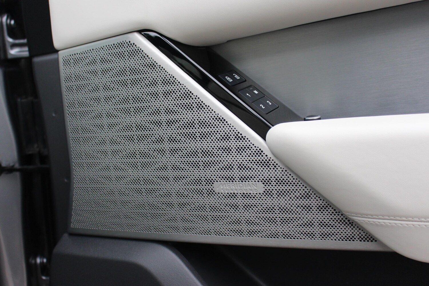 Used Land Rover Range Rover Velar 2022 for sale - 76060693: Photo 78