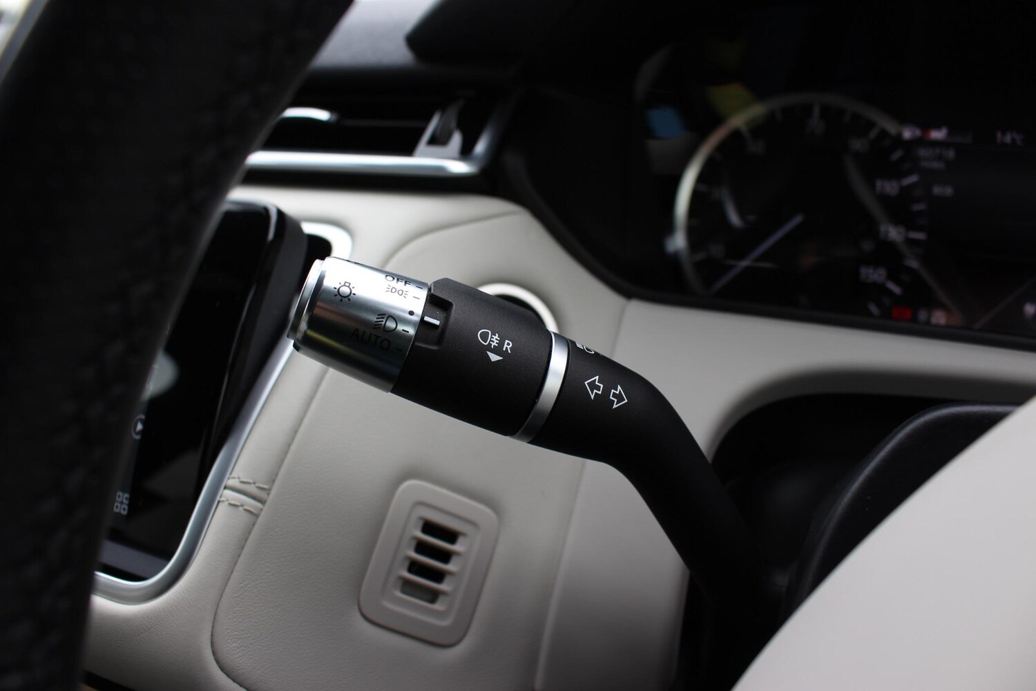 Used Land Rover Range Rover Velar 2022 for sale - 76060693: Photo 92