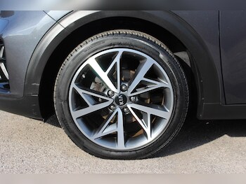 Used Kia Niro 2021 for sale - 75756115: Photo