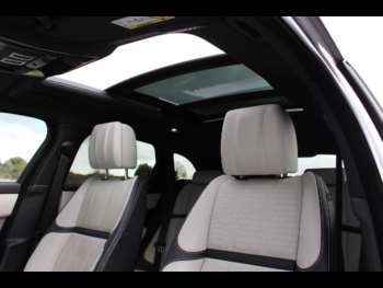 Used Land Rover Range Rover Velar 2022 for sale - 74020091: Photo
