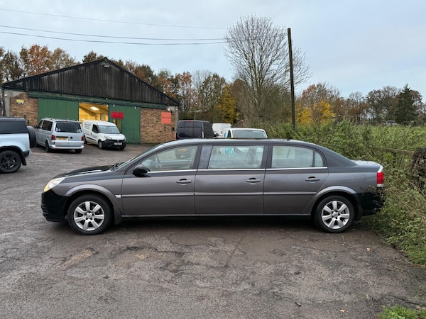 Used Vauxhall Vectra 2008 for sale - 73764431: Photo 10