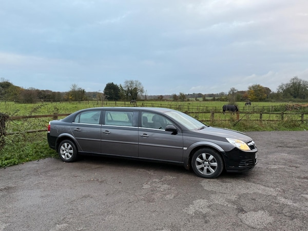 Used Vauxhall Vectra 2008 for sale - 73764431: Photo 13