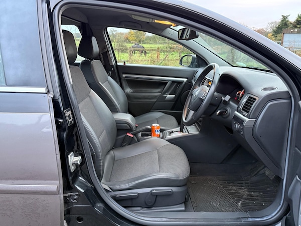 Used Vauxhall Vectra 2008 for sale - 73764431: Photo 23