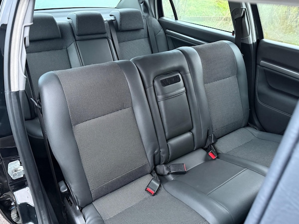 Used Vauxhall Vectra 2008 for sale - 73764431: Photo 3