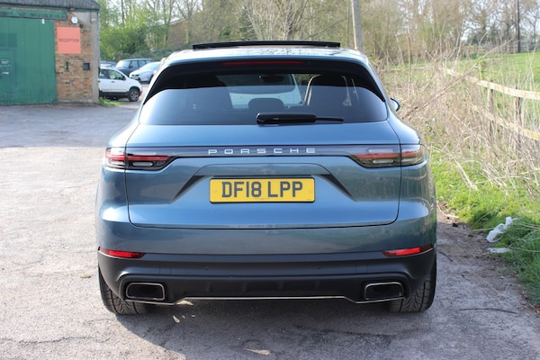 Used Porsche Cayenne 2018 for sale - 74271651: Photo 16
