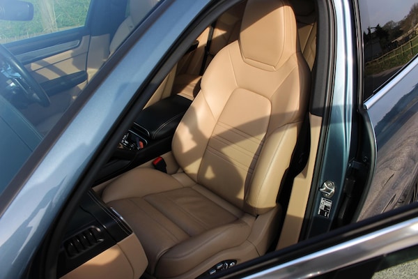 Used Porsche Cayenne 2018 for sale - 74271651: Photo 40