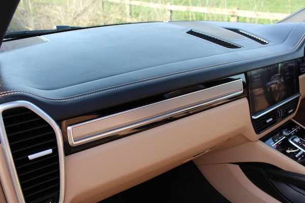 Used Porsche Cayenne 2018 for sale - 74271651: Photo 44