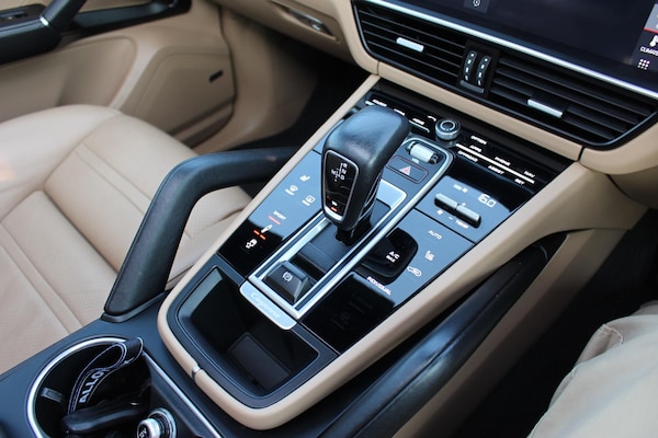 Used Porsche Cayenne 2018 for sale - 74271651: Photo 81