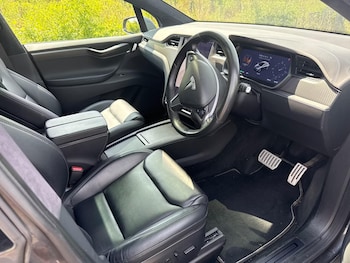 Used Tesla Model X 2020 for sale - 75224647: Photo