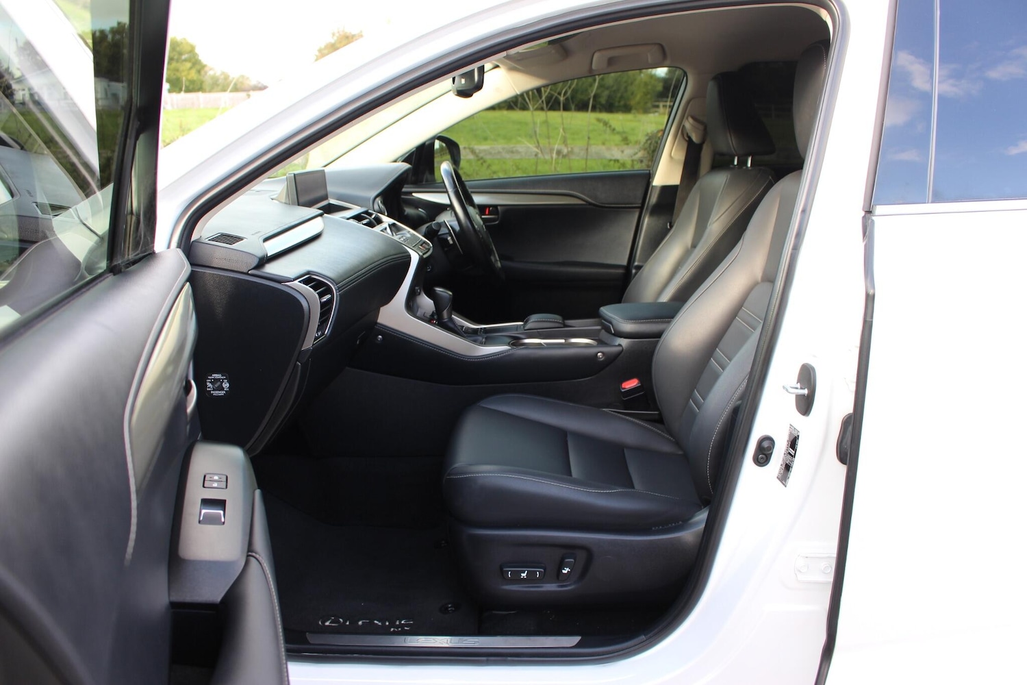 Used Lexus NX 2021 for sale - 75302125: Photo 40