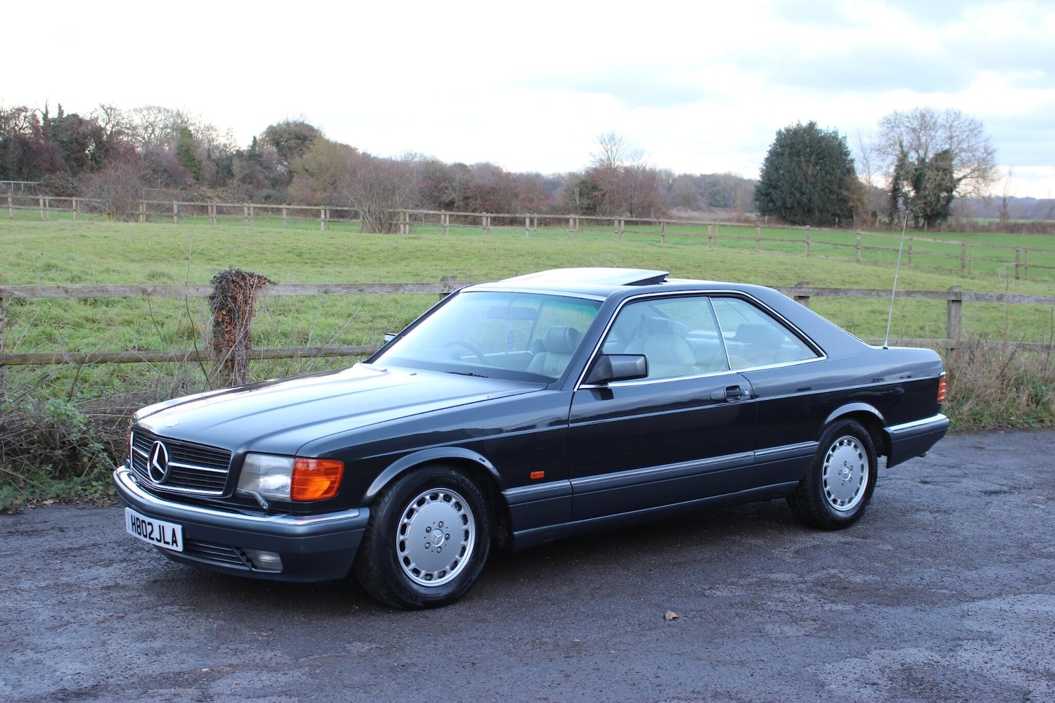 Used Mercedes-Benz 560 for sale - 76913953: Photo 14