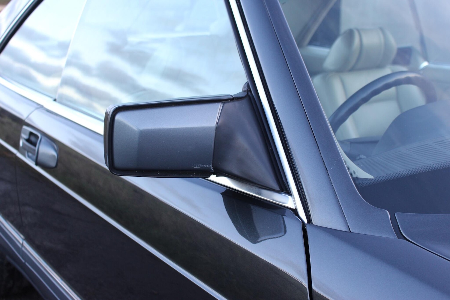 Used Mercedes-Benz 560 for sale - 76913953: Photo 39