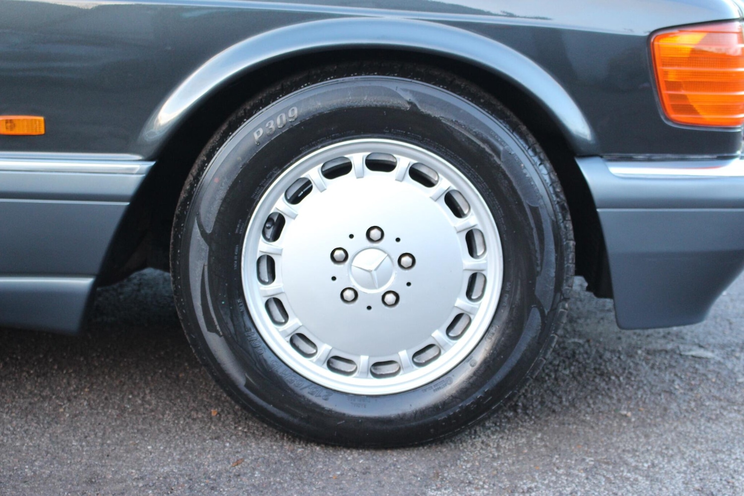 Used Mercedes-Benz 560 for sale - 76913953: Photo 4