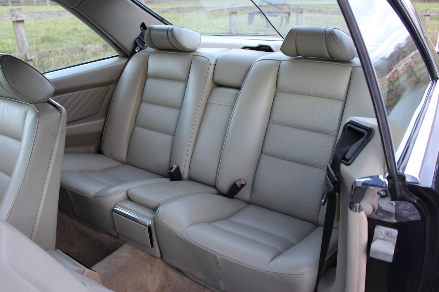 Used Mercedes-Benz 560 for sale - 76913953: Photo 41