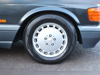 Used Mercedes-Benz 560 1991 for sale - 76913953: Photo