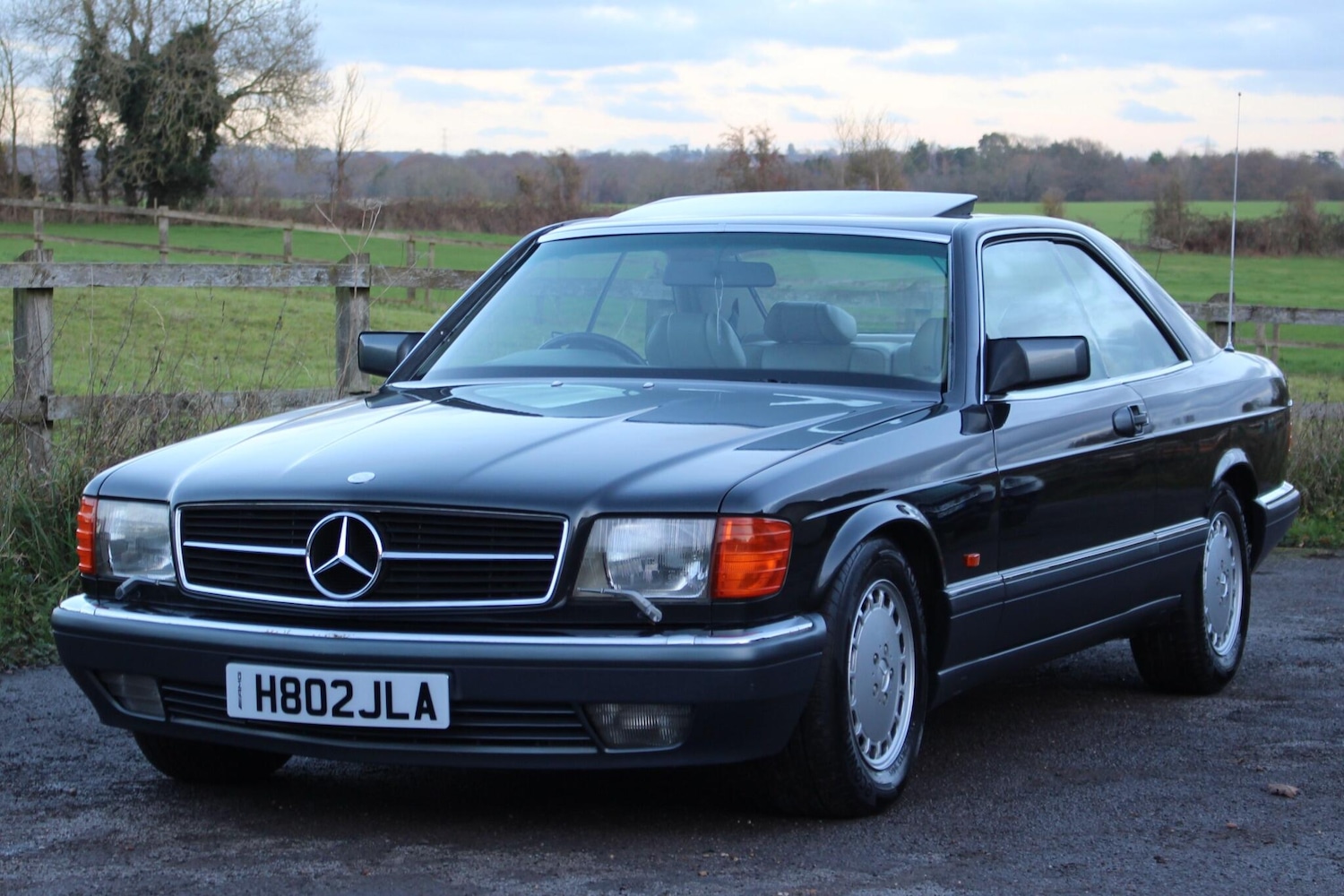 Used Mercedes-Benz 560 for sale - 76913953: Photo 5