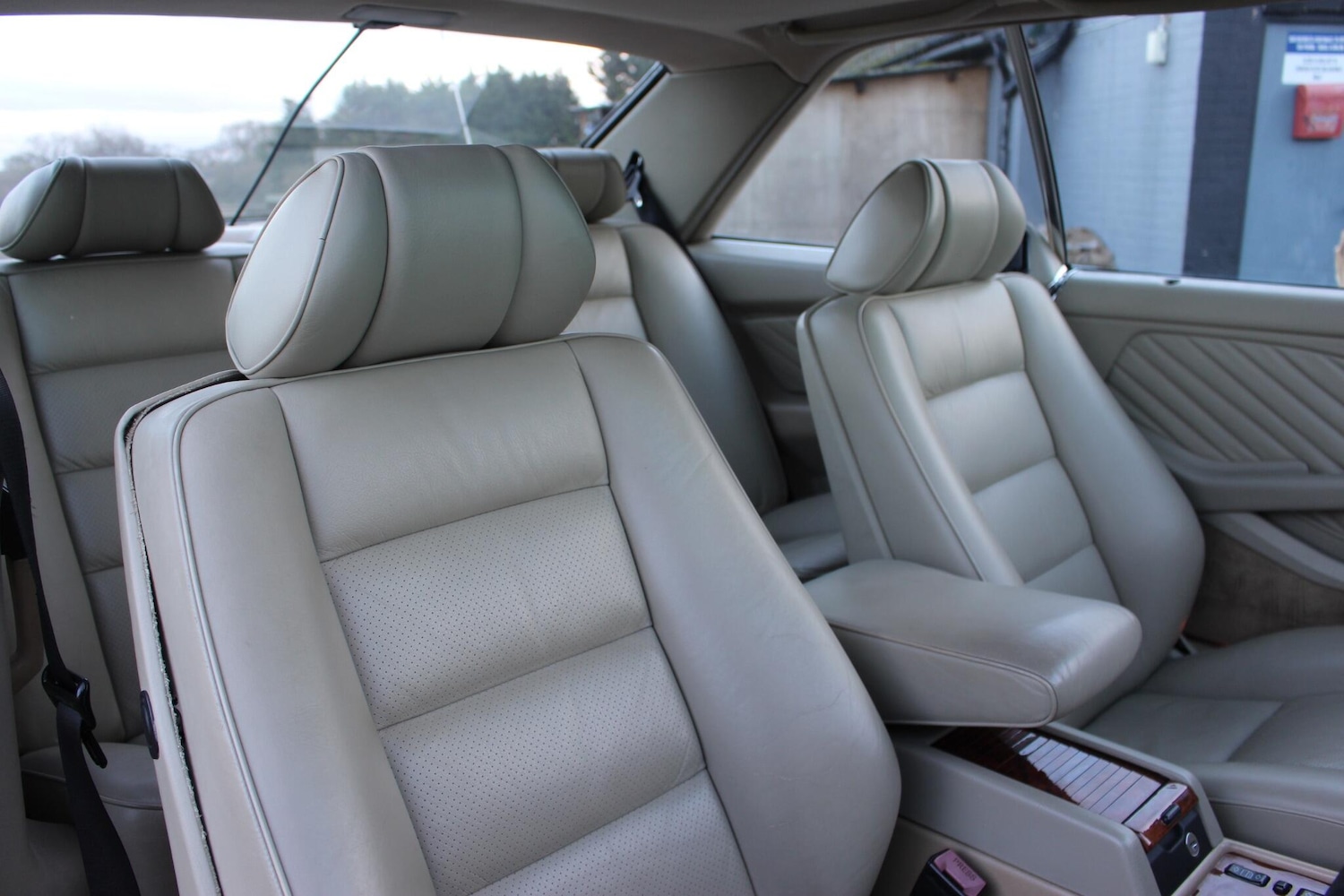 Used Mercedes-Benz 560 for sale - 76913953: Photo 59