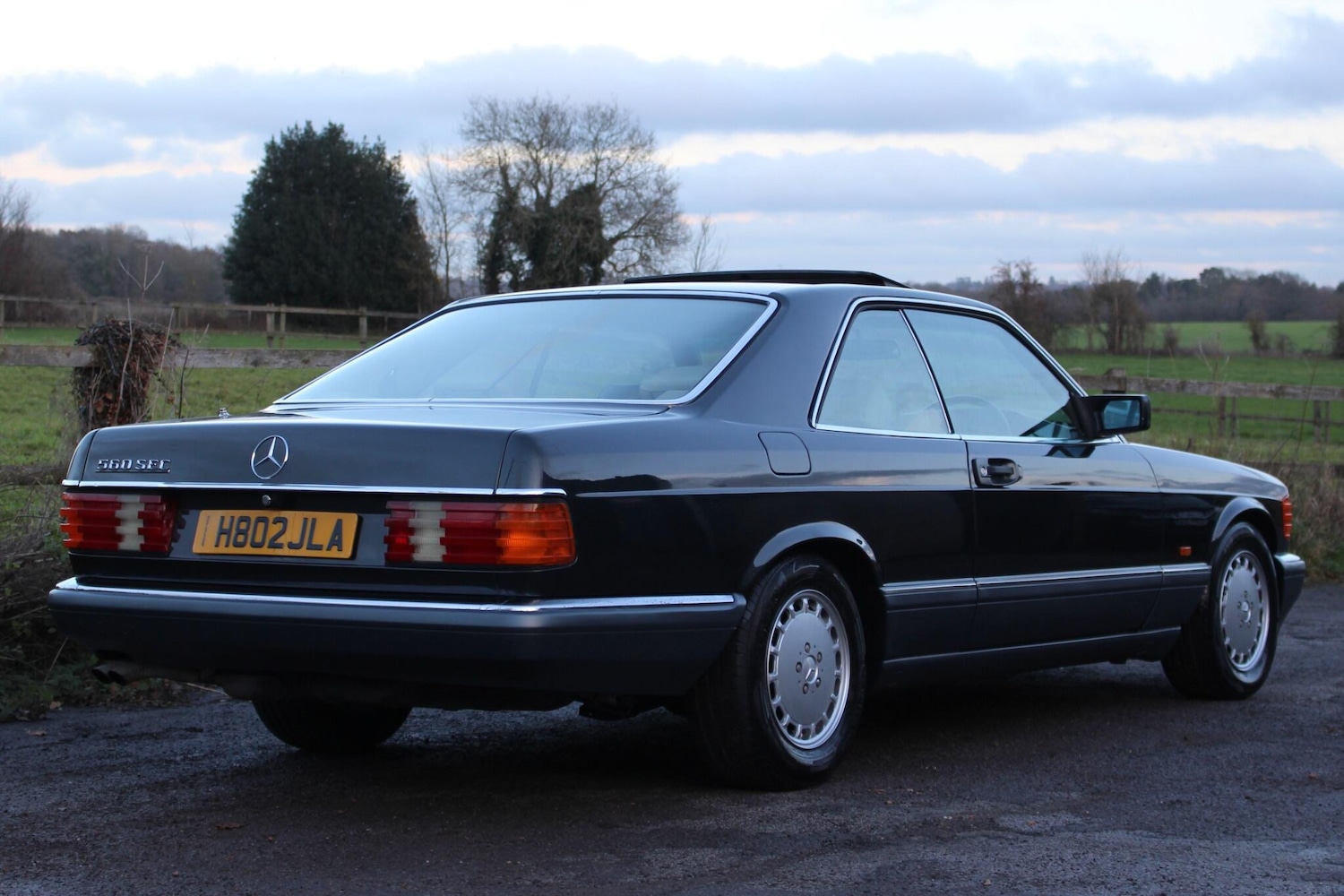 Used Mercedes-Benz 560 for sale - 76913953: Photo 8