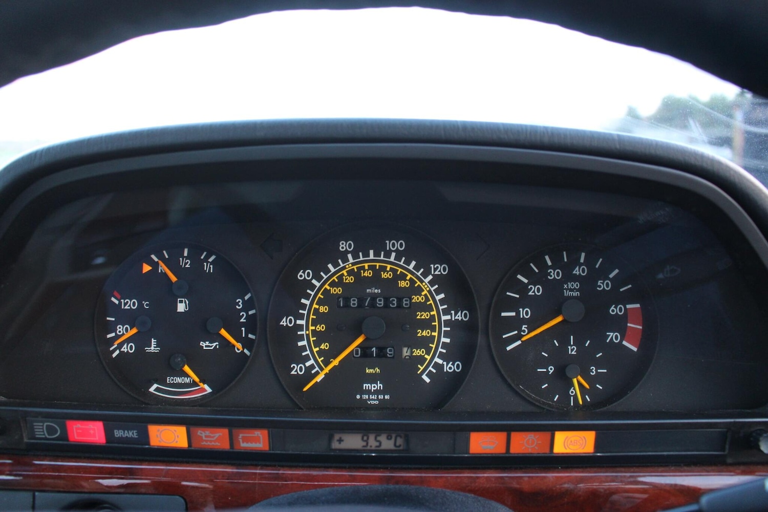 Used Mercedes-Benz 560 for sale - 76913953: Photo 83