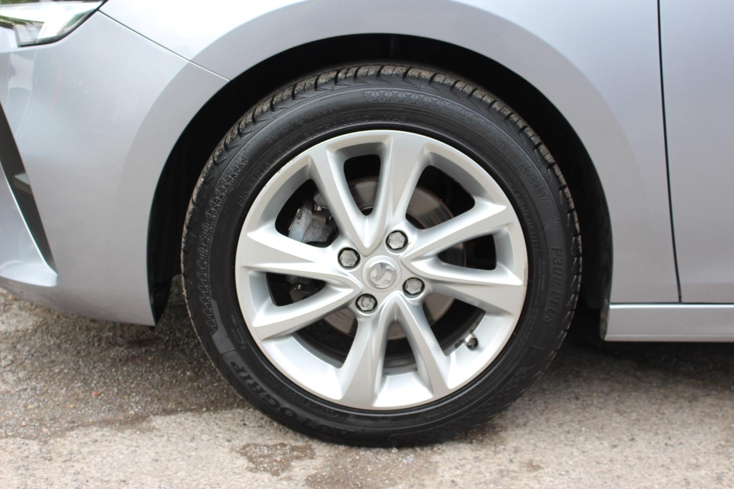 Used Vauxhall Corsa for sale - 76727535: Photo 4