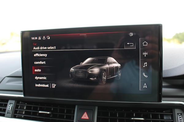 Used Audi A4 2021 for sale - 74945826: Photo 95