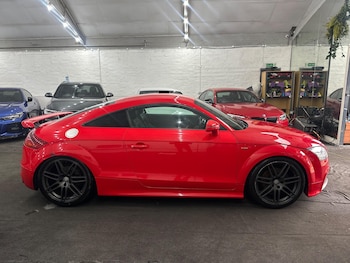 2012 (12) - 2.0T FSI Black Edition 2dr