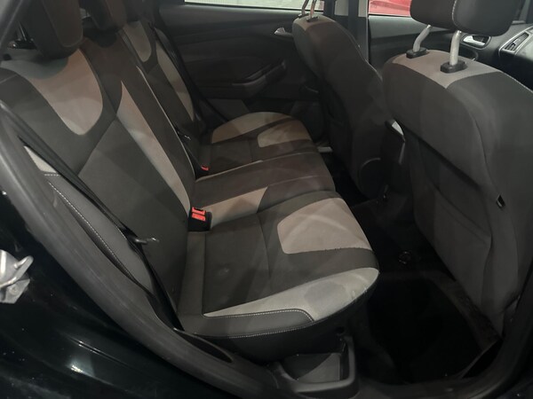 Used Ford Focus 2011 for sale - 76201448: Photo 16