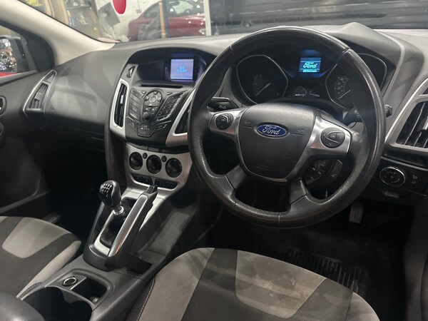 Used Ford Focus 2011 for sale - 76201448: Photo 17