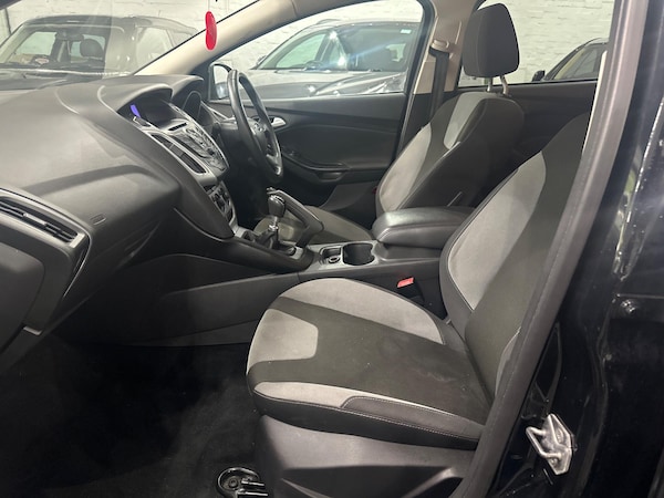 Used Ford Focus 2011 for sale - 76201448: Photo 19