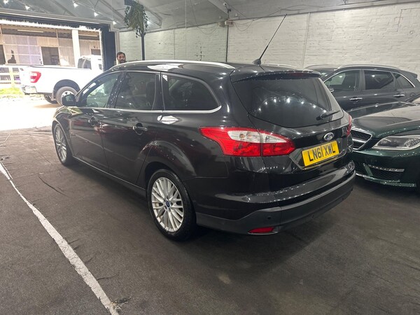 Used Ford Focus 2011 for sale - 76201448: Photo 1