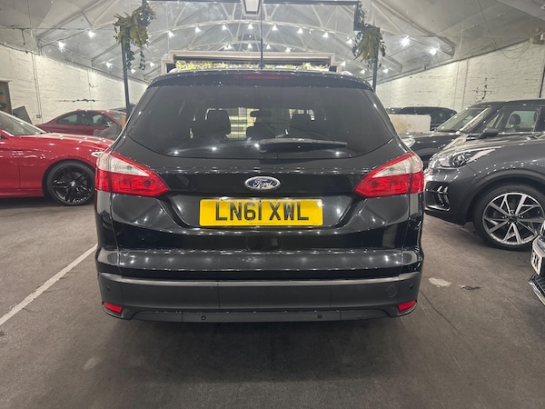 Used Ford Focus 2011 for sale - 76201448: Photo 3