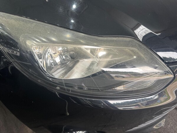 Used Ford Focus 2011 for sale - 76201448: Photo 9