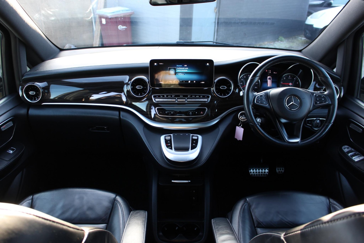 Used Mercedes-Benz V-Class 2021 for sale - 76314264: Photo 5