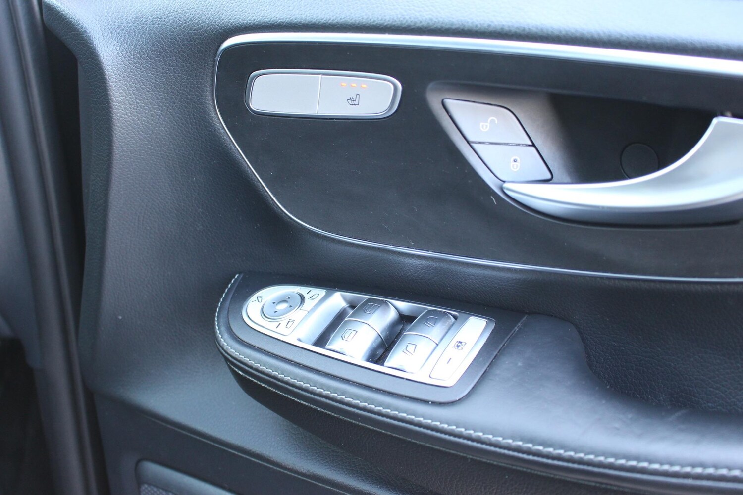 Used Mercedes-Benz V-Class 2021 for sale - 76314264: Photo 52