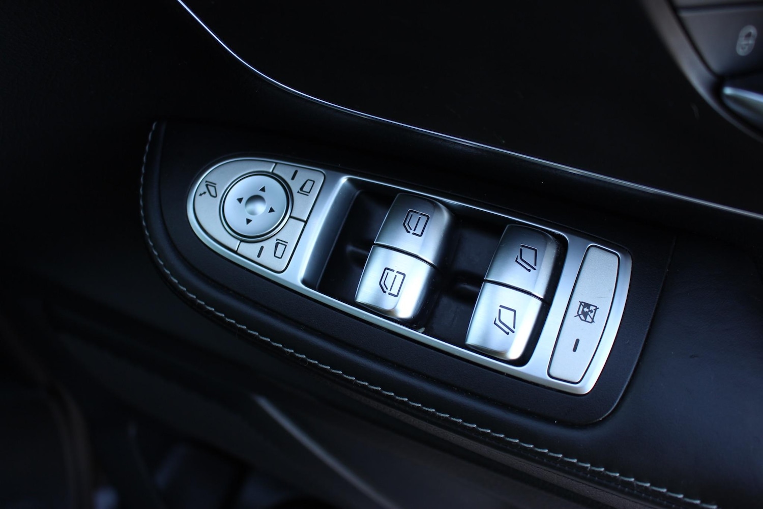 Used Mercedes-Benz V-Class 2021 for sale - 76314264: Photo 54