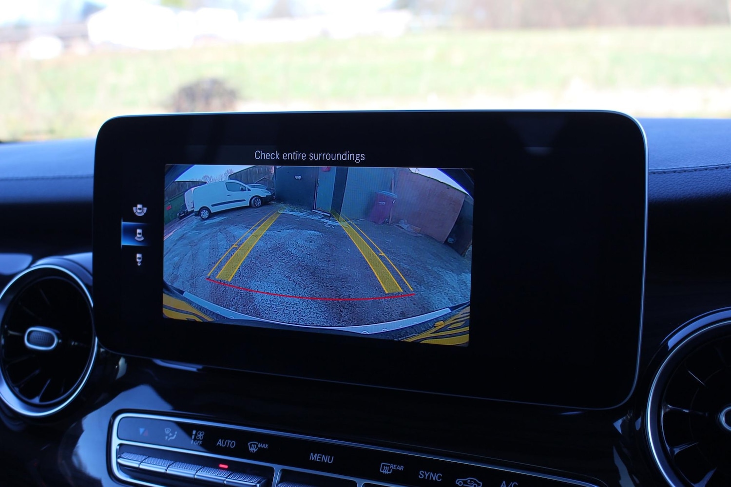 Used Mercedes-Benz V-Class 2021 for sale - 76314264: Photo 6