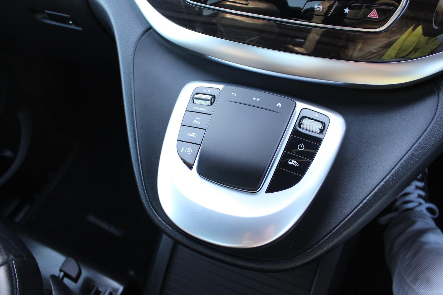 Used Mercedes-Benz V-Class 2021 for sale - 76314264: Photo 61
