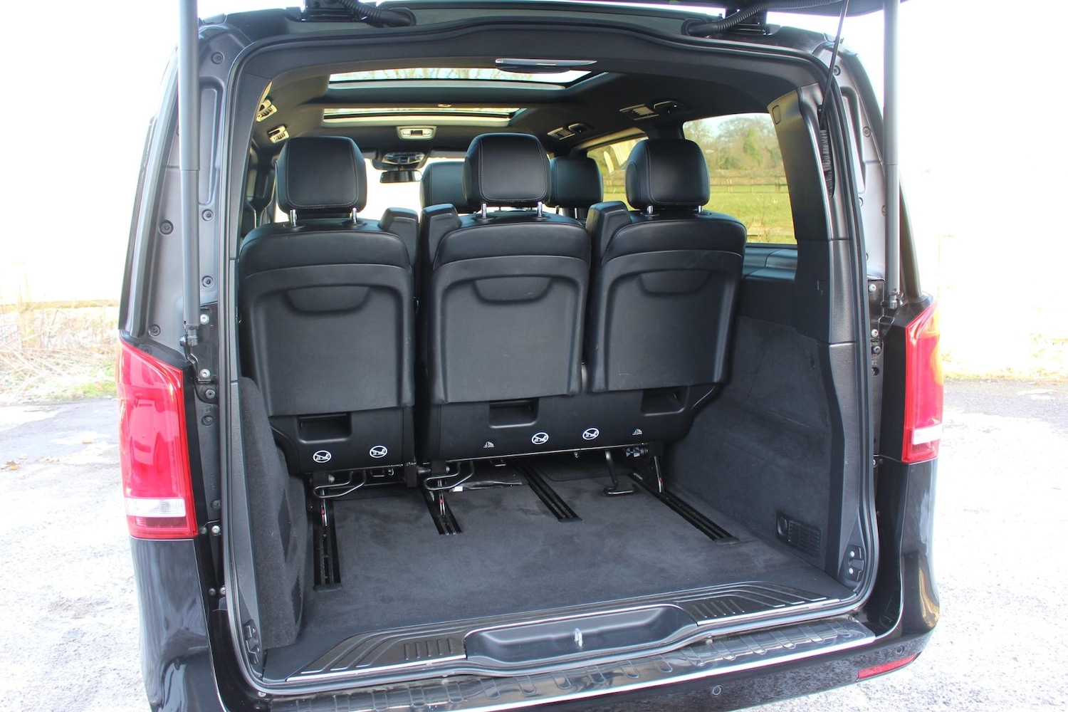 Used Mercedes-Benz V-Class 2021 for sale - 76314264: Photo 93