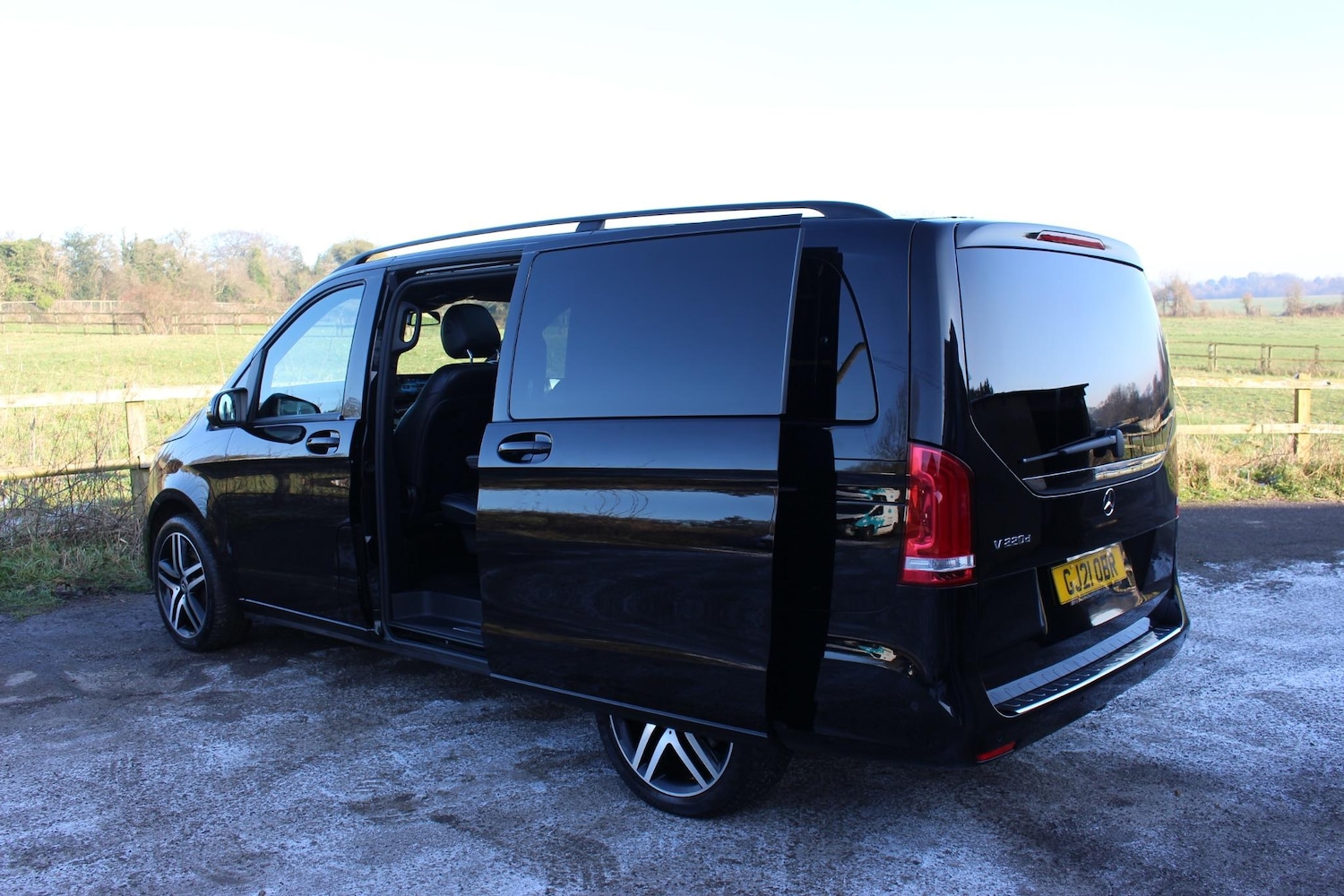 Used Mercedes-Benz V-Class 2021 for sale - 76314264: Photo 95