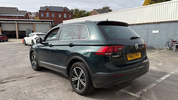 Used Volkswagen Tiguan 2017 for sale - 76201166: Photo 2