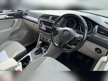Used Volkswagen Tiguan 2017 for sale - 76201166: Photo 3