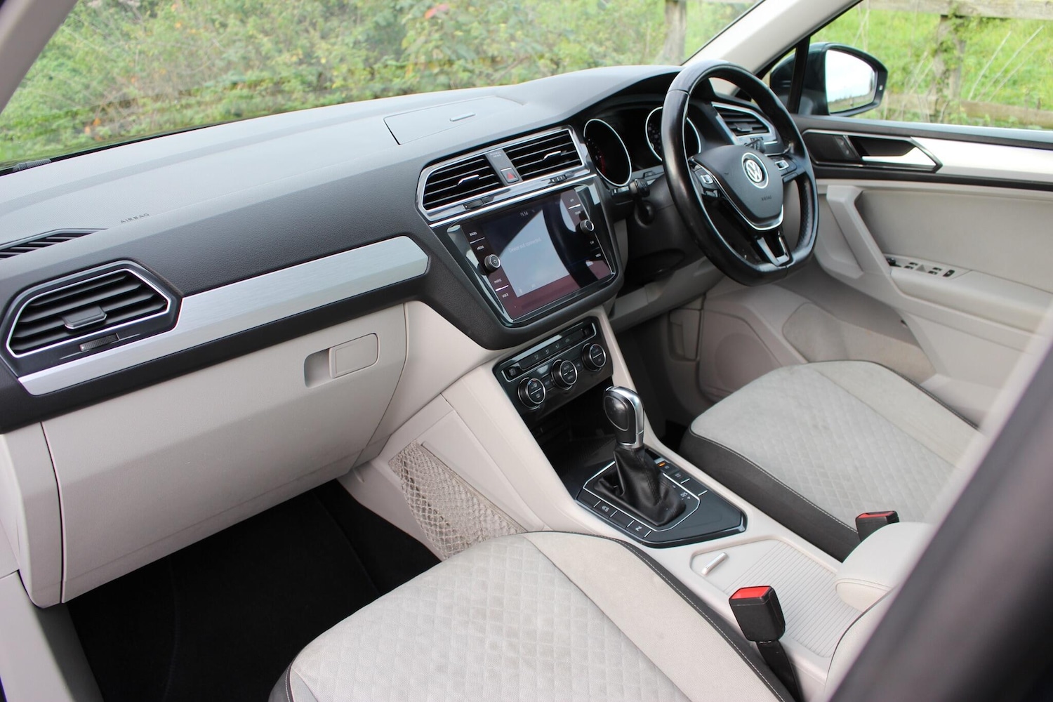 Used Volkswagen Tiguan 2017 for sale - 76201166: Photo 40