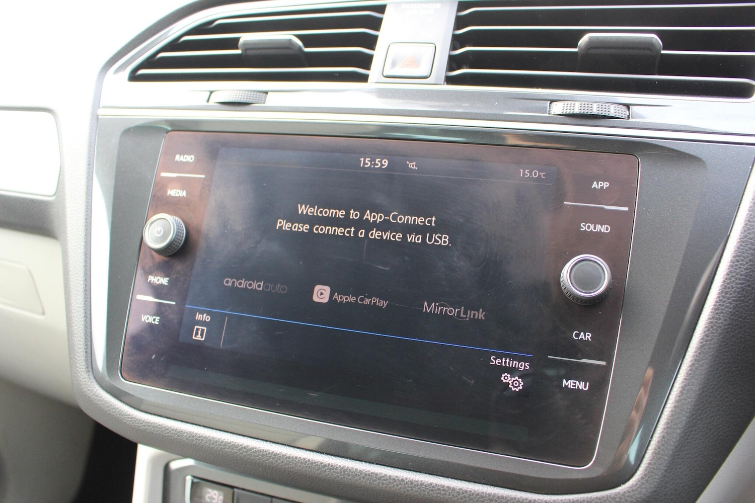 Used Volkswagen Tiguan 2017 for sale - 76201166: Photo 60