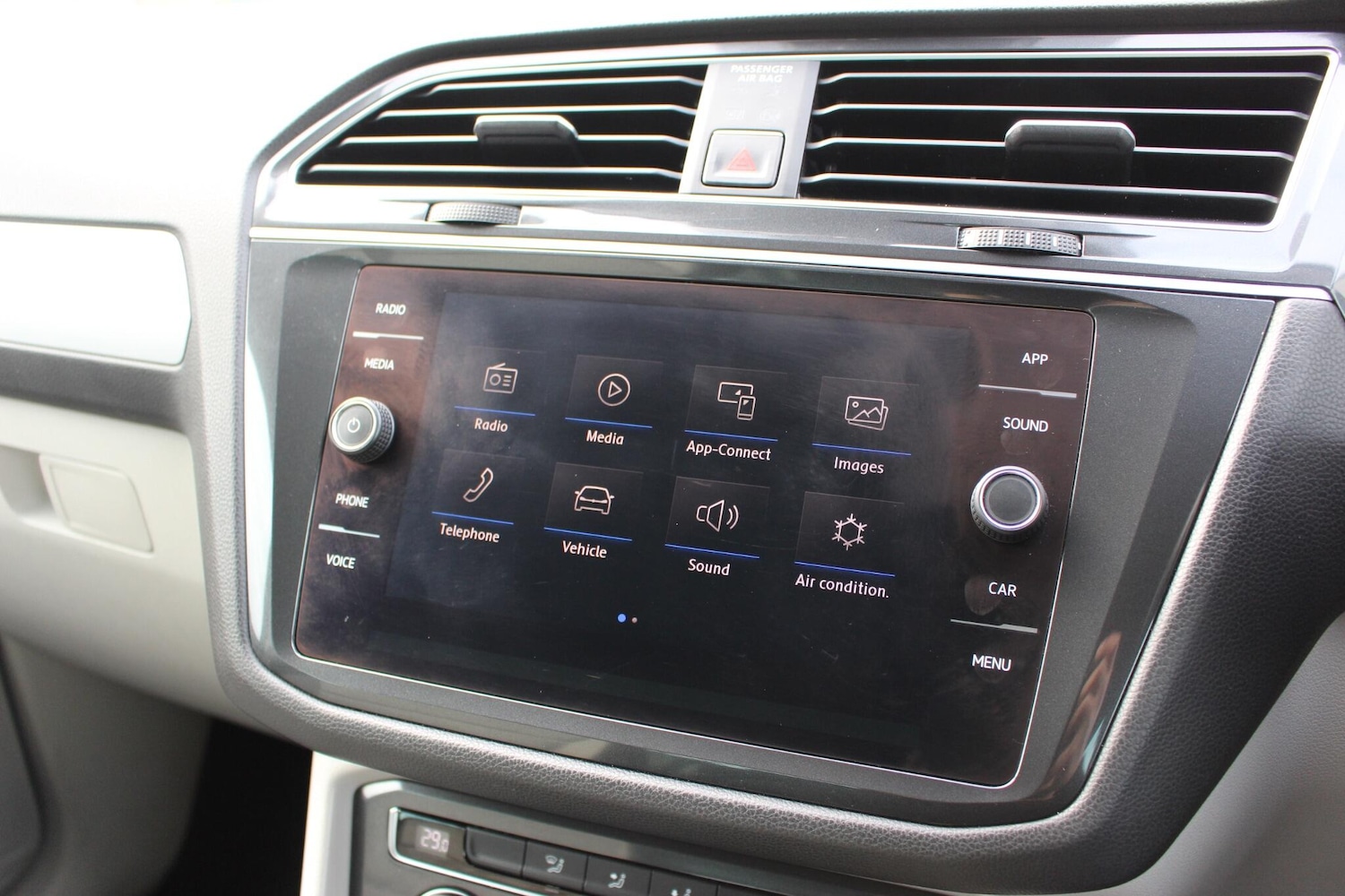 Used Volkswagen Tiguan 2017 for sale - 76201166: Photo 61