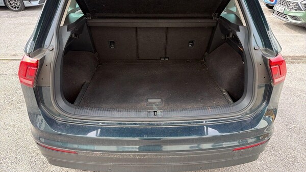 Used Volkswagen Tiguan 2017 for sale - 76201166: Photo 8