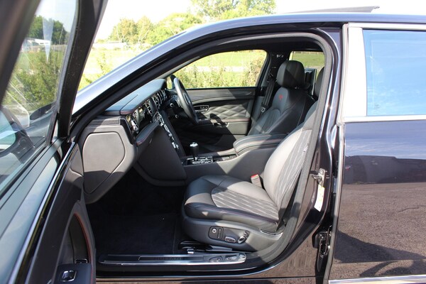 Used Bentley Mulsanne 2017 for sale - 75564328: Photo 48