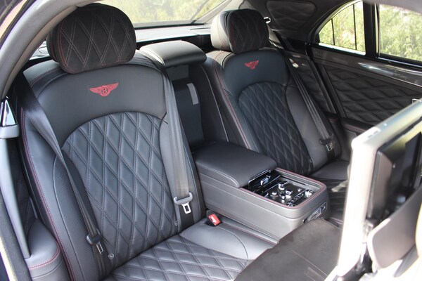 Used Bentley Mulsanne 2017 for sale - 75564328: Photo 74