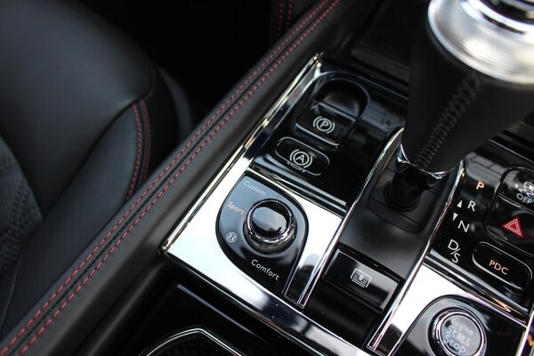 Used Bentley Mulsanne 2017 for sale - 75564328: Photo 86