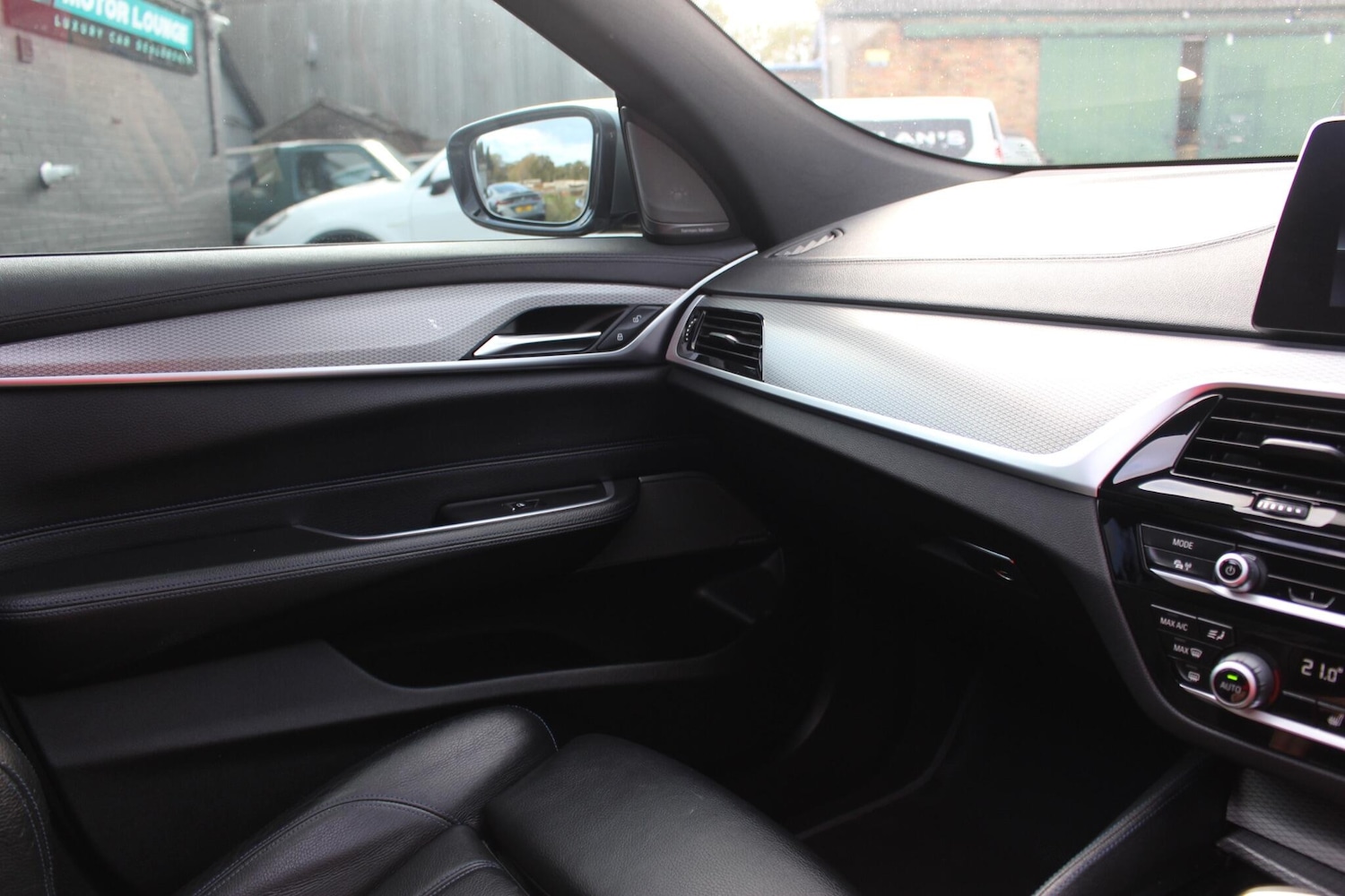 Used BMW 6 Series Gran Turismo 2019 for sale - 75544150: Photo 63