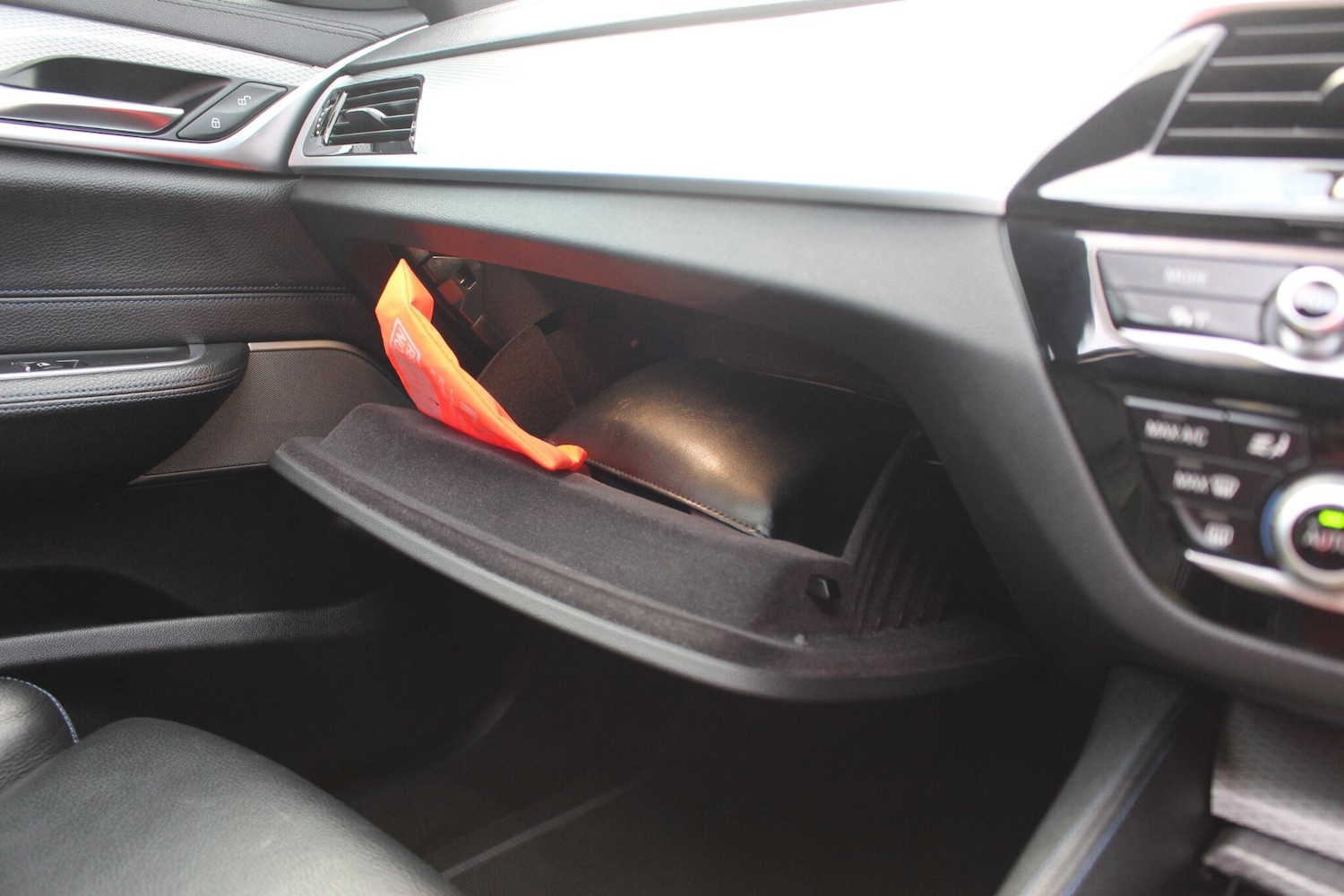 Used BMW 6 Series Gran Turismo 2019 for sale - 75544150: Photo 64